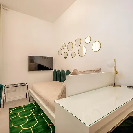 Apartment Borghese -