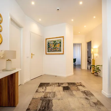 Apartment Borghese - *